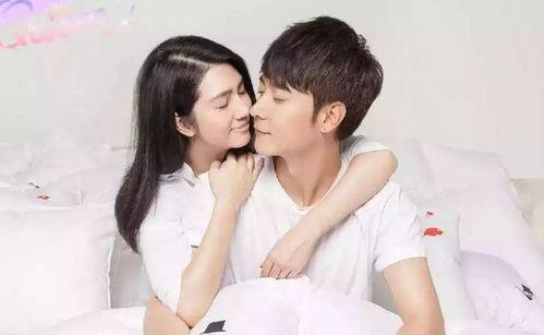 娱乐圈的吃瓜情侣是谁,甜蜜互动背后的秘密恋情 第1张 娱乐圈的吃瓜情侣是谁,甜蜜互动背后的秘密恋情 第1张